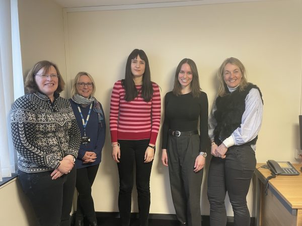 Rebecca Wood (Tom's Trust CEO, with clinical psychologists Angela, Mariana and Philippa, and Debs Mitchell (right), Tom's Trust Co-Founder